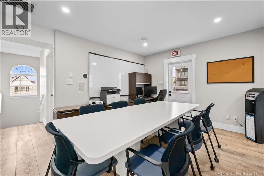 100 Champlain Street Property Photo 28