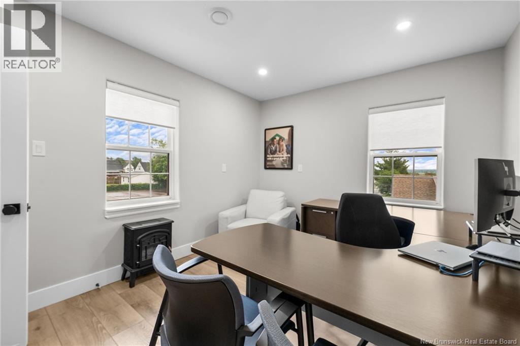 100 Champlain Street Property Photo 31