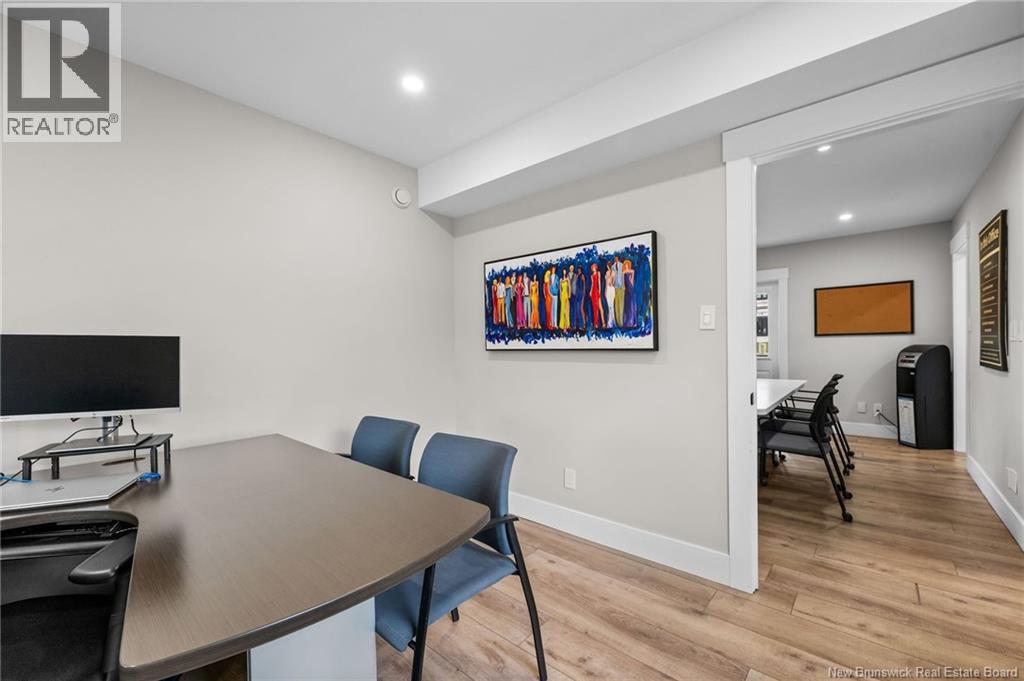 100 Champlain Street Property Photo 32