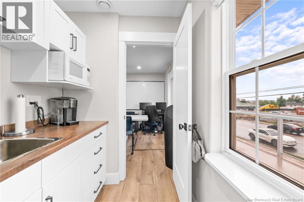 100 Champlain Street Property Photo 35