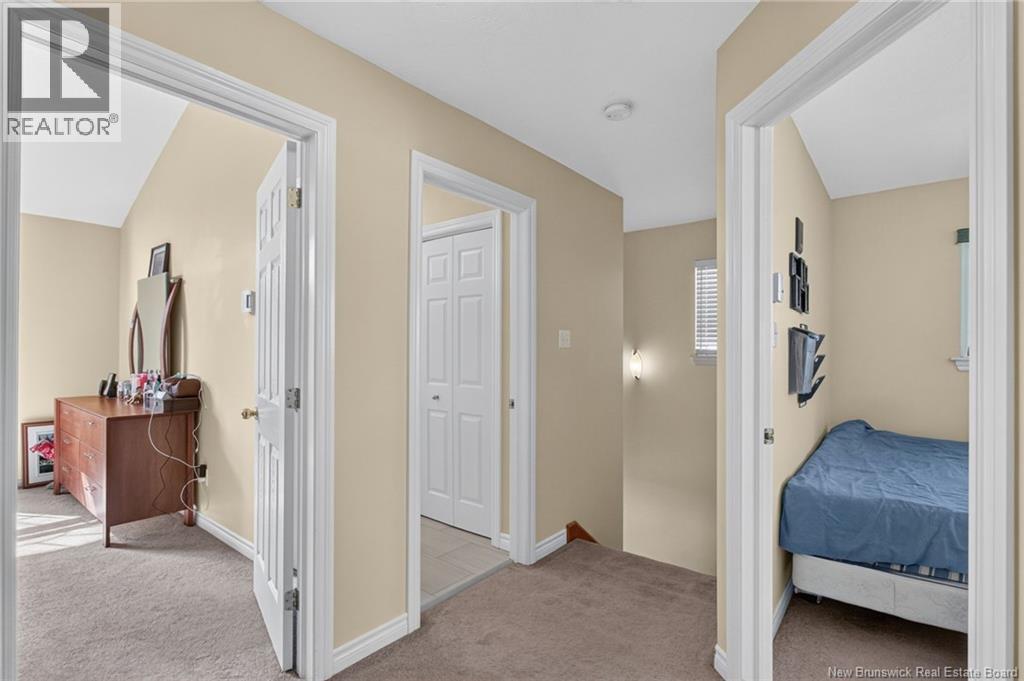 205 Lonsdale Drive Property Photo 26