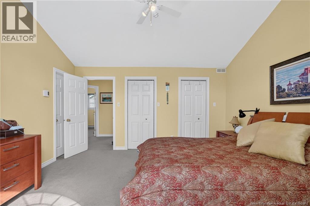 205 Lonsdale Drive Property Photo 32