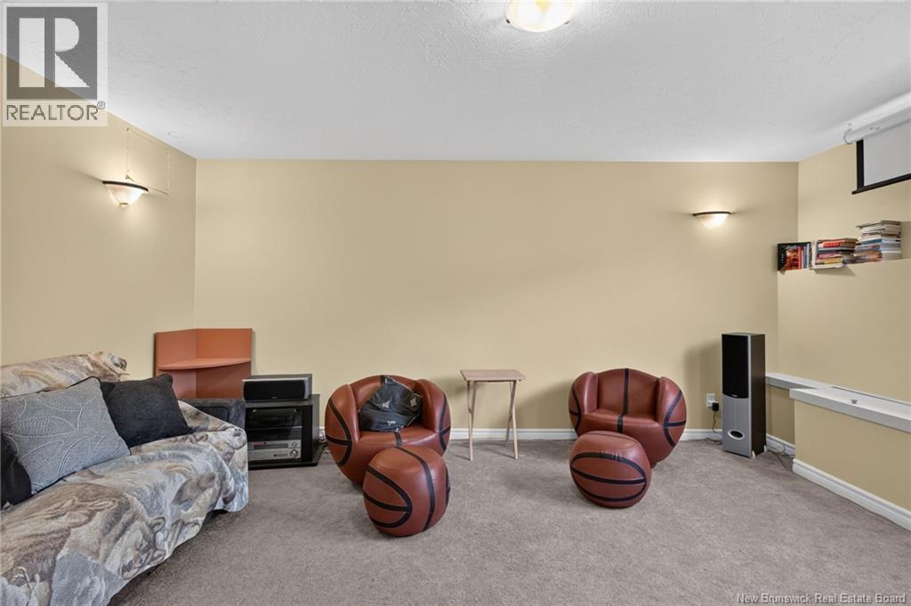 205 Lonsdale Drive Property Photo 41
