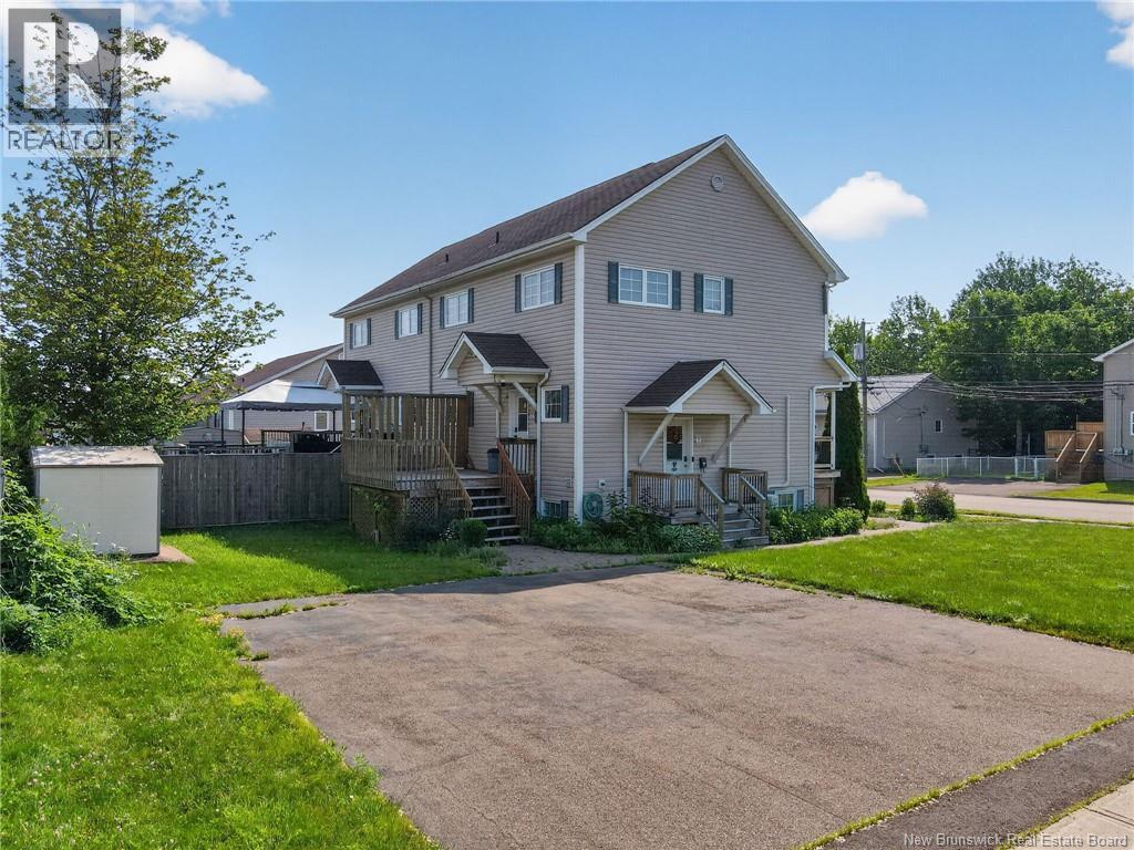 205 Lonsdale Drive Property Photo 46
