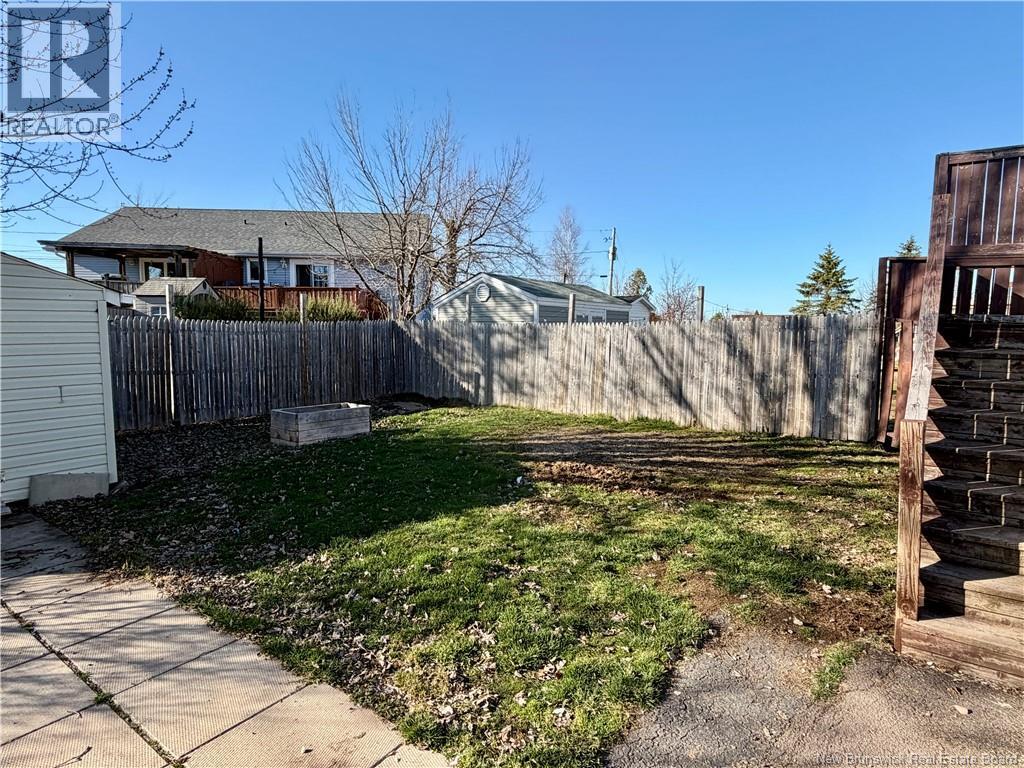 117 Lonsdale Drive Property Photo 4