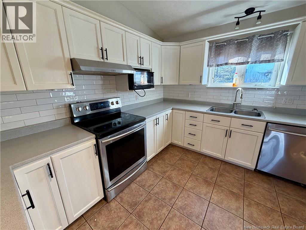 117 Lonsdale Drive Property Photo 18