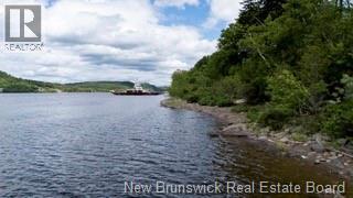 663 Gondola Point Road Property Photo 8