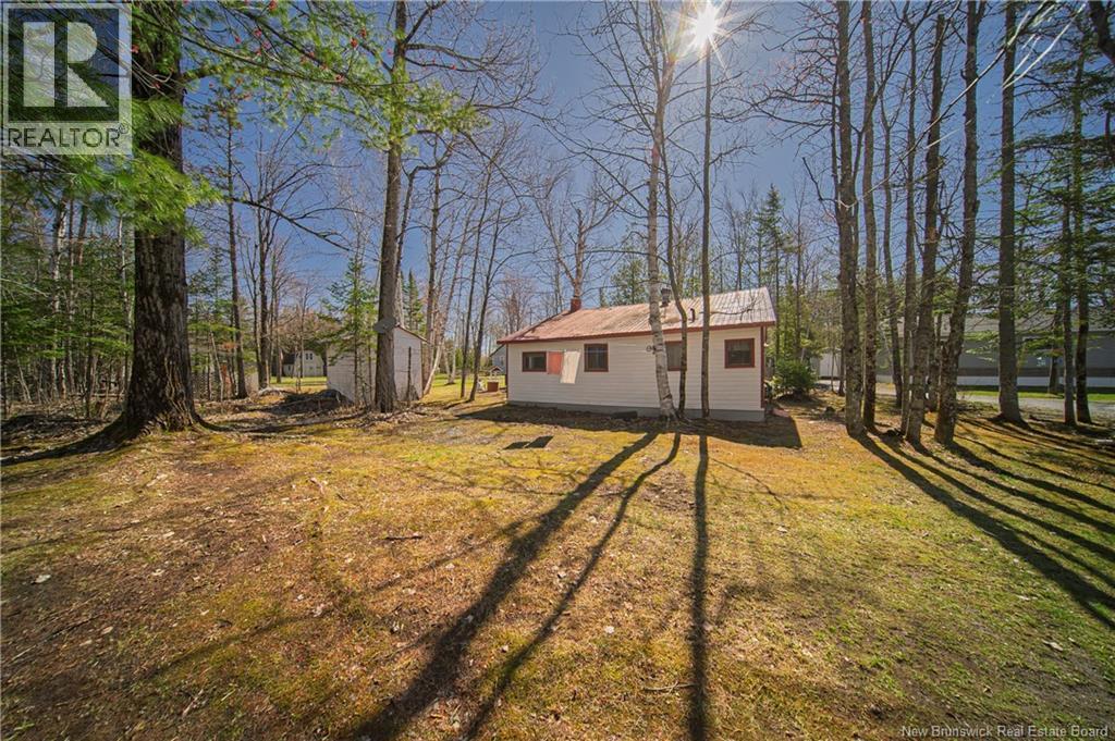 9 Curtis Lane Property Photo 3