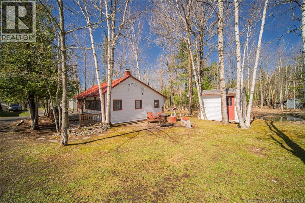 9 Curtis Lane Property Photo 24