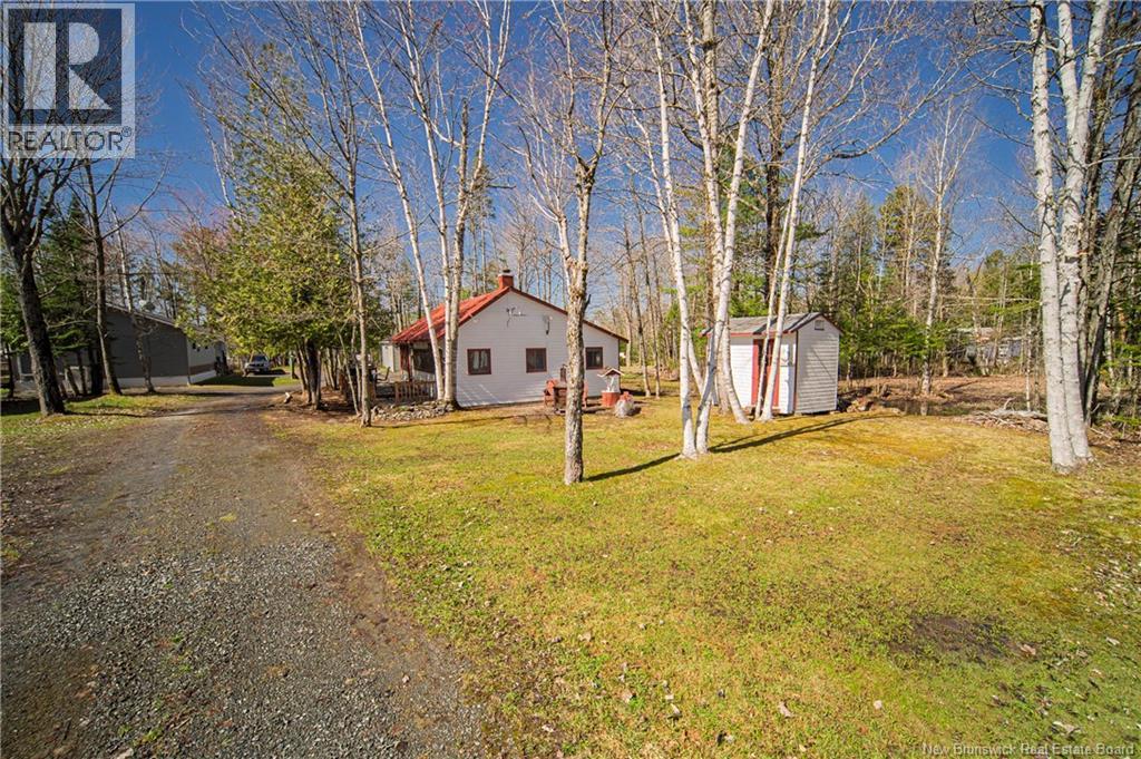 9 Curtis Lane Property Photo 25