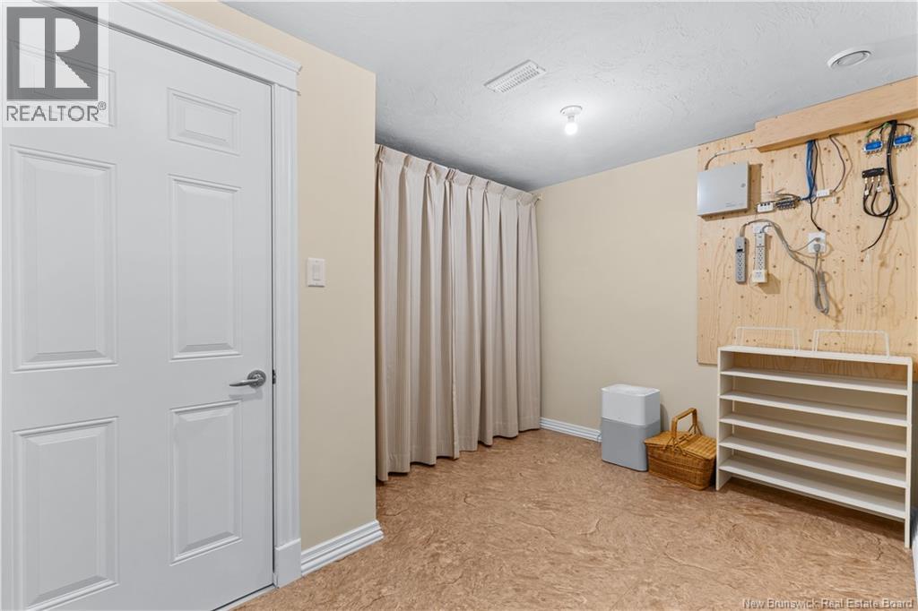 154 Nathalie Street Property Photo 32