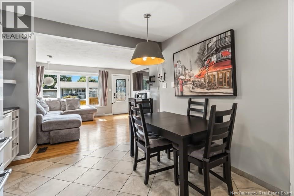 625 Rue Latour Property Photo 8