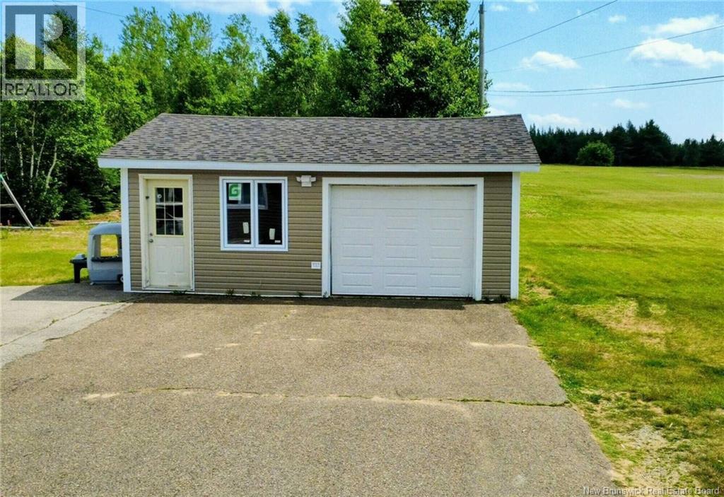 879 Bd Des Acadiens Property Photo 12