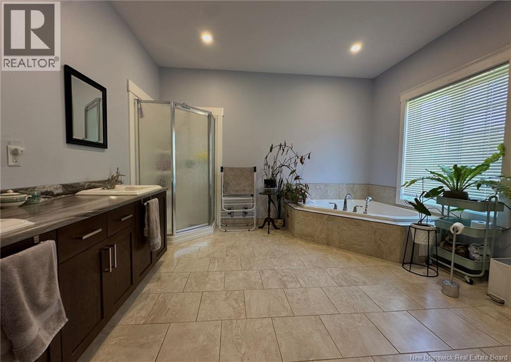 25 Helena Court Property Photo 8