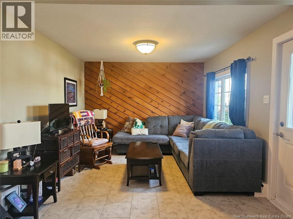 11 33rd Avenue Property Photo 12