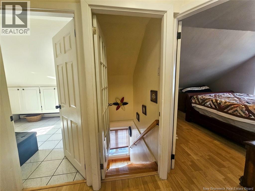 11 33rd Avenue Property Photo 15