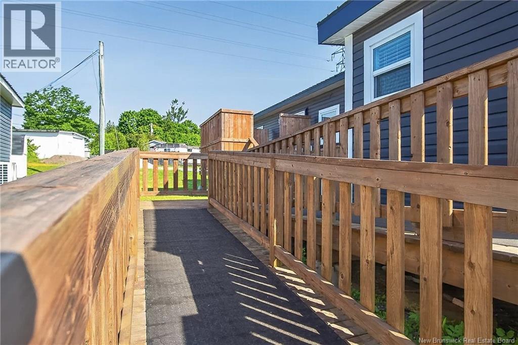 30 Violet Street Property Photo 3