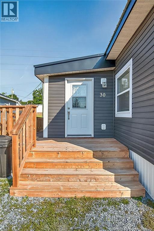 30 Violet Street Property Photo 4