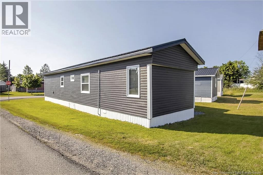 30 Violet Street Property Photo 21