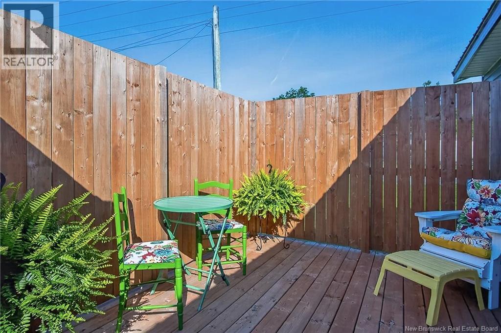 30 Violet Street Property Photo 25