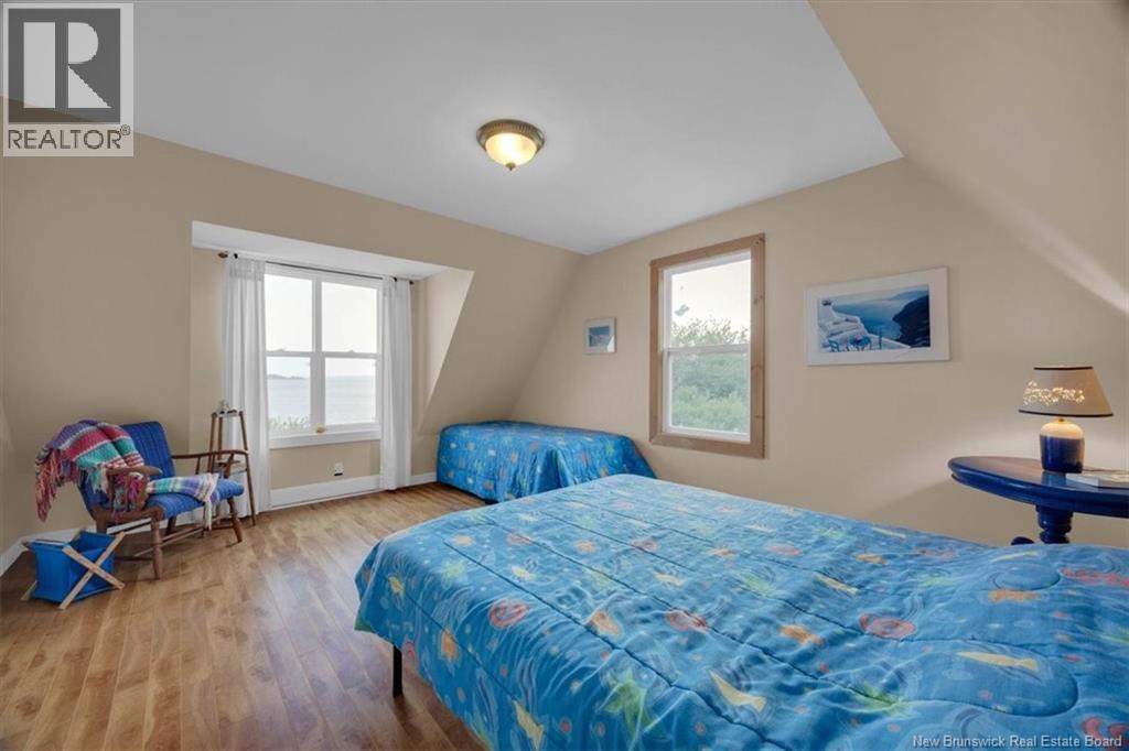 280 Holts Point Road Property Photo 21