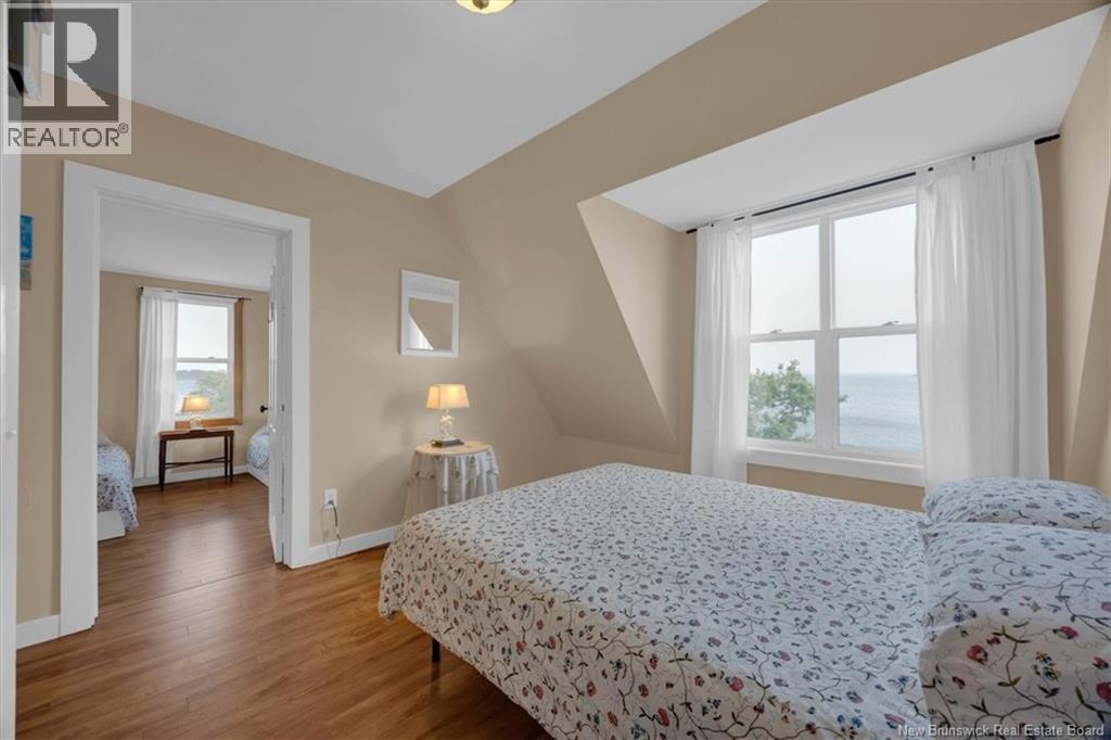 280 Holts Point Road Property Photo 23