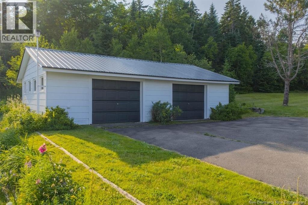 280 Holts Point Road Property Photo 31