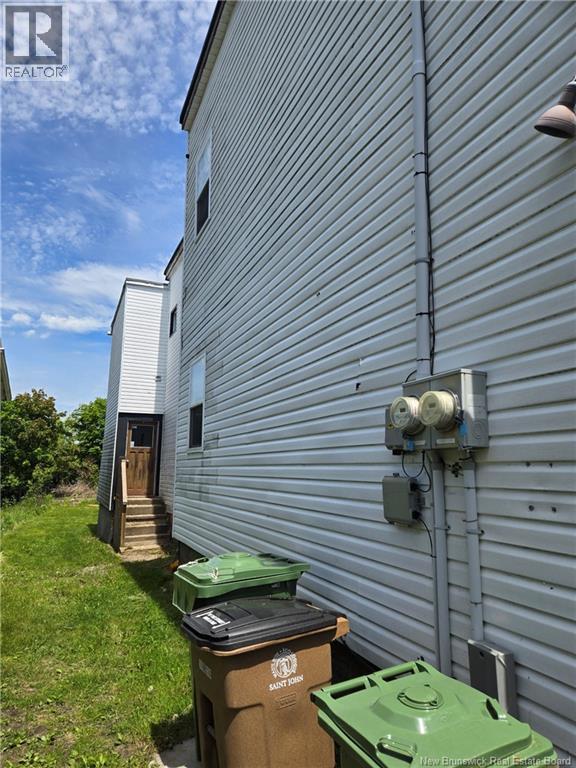 57 Newman Street Property Photo 3