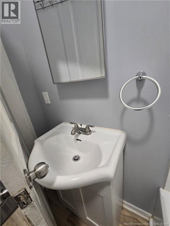 57 Newman Street Property Photo 9