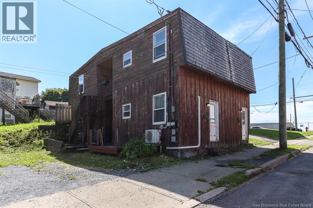 304 Carmarthen Street Property Photo 2