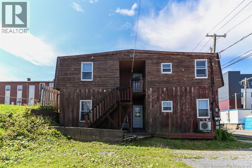304 Carmarthen Street Property Photo 3