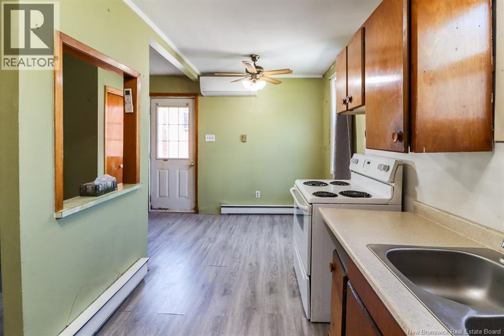 304 Carmarthen Street Property Photo 4