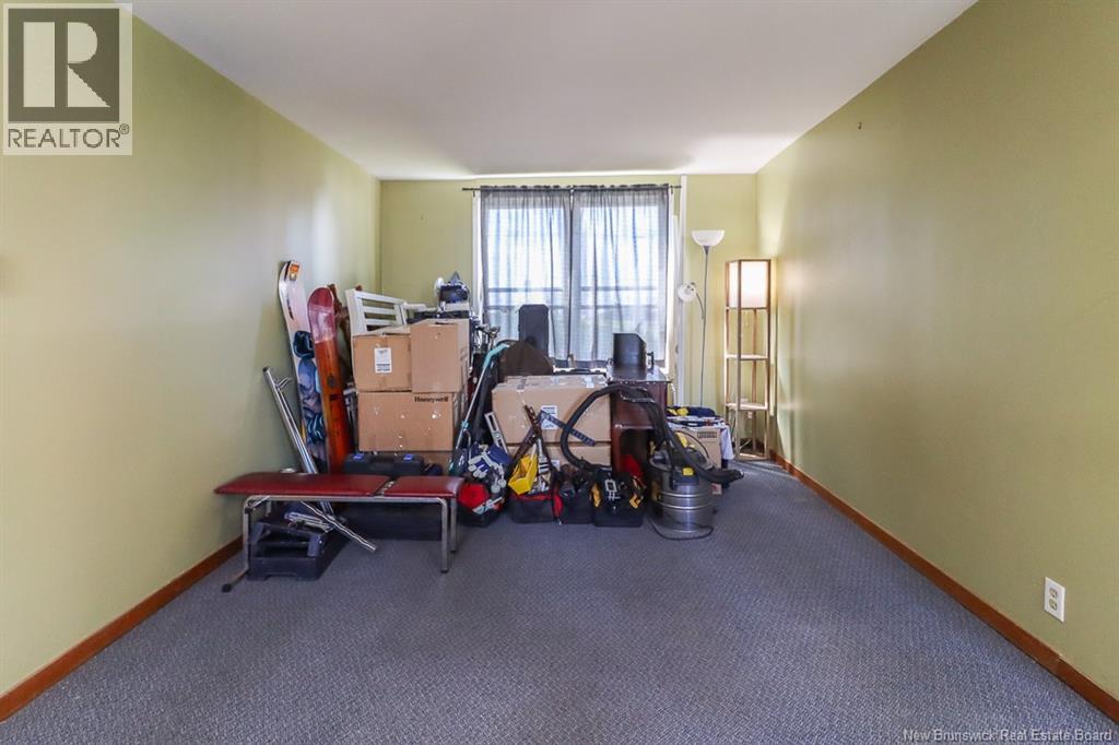 304 Carmarthen Street Property Photo 8