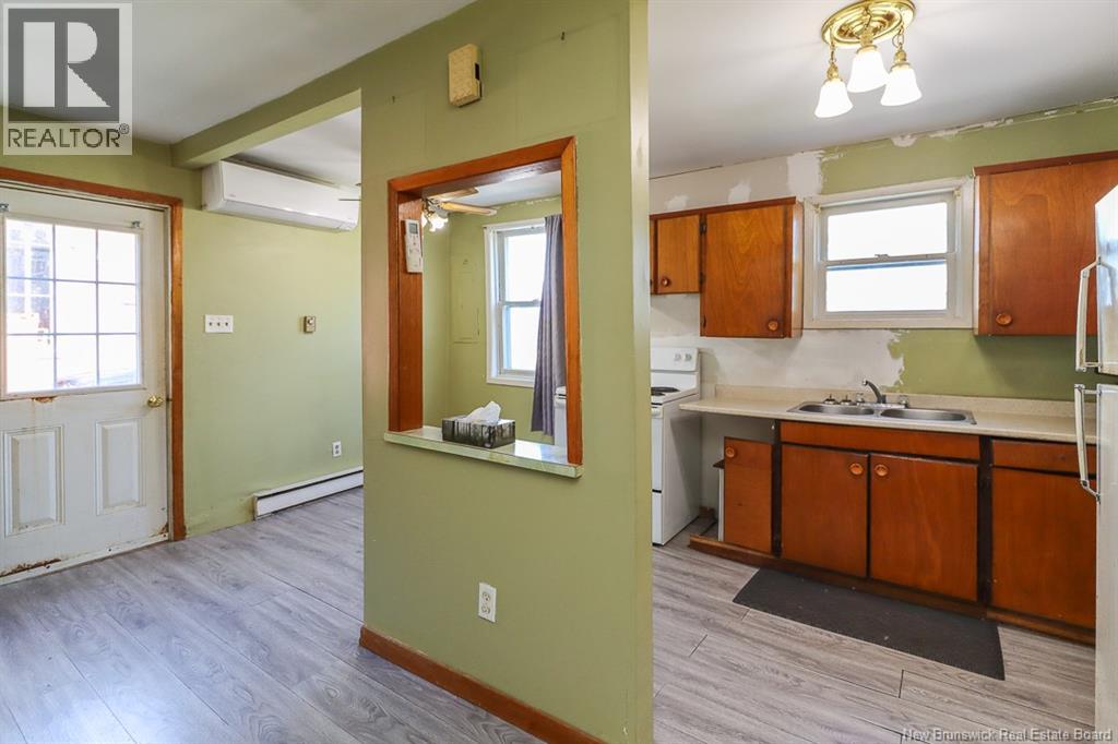 304 Carmarthen Street Property Photo 6