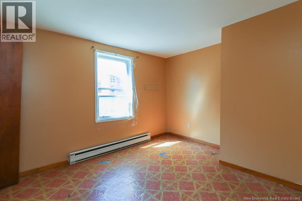 304 Carmarthen Street Property Photo 33