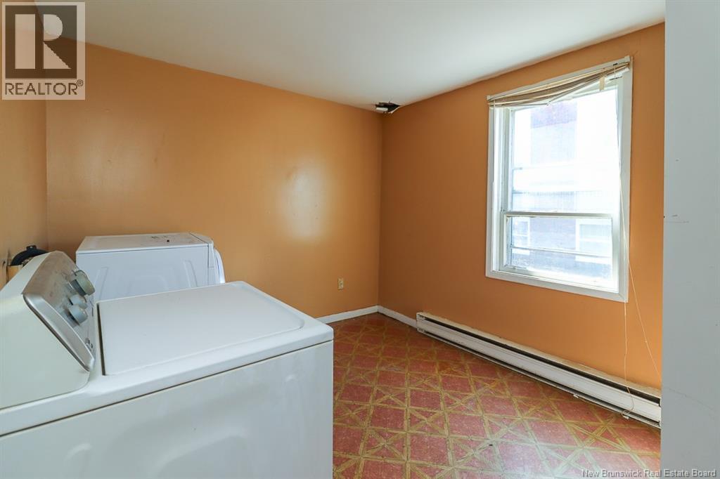304 Carmarthen Street Property Photo 34