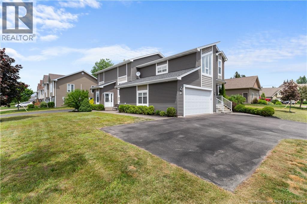 10 Yves Court Property Photo 2