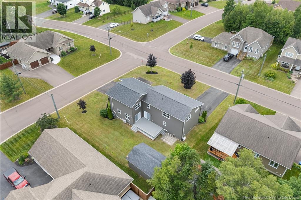 10 Yves Court Property Photo 41