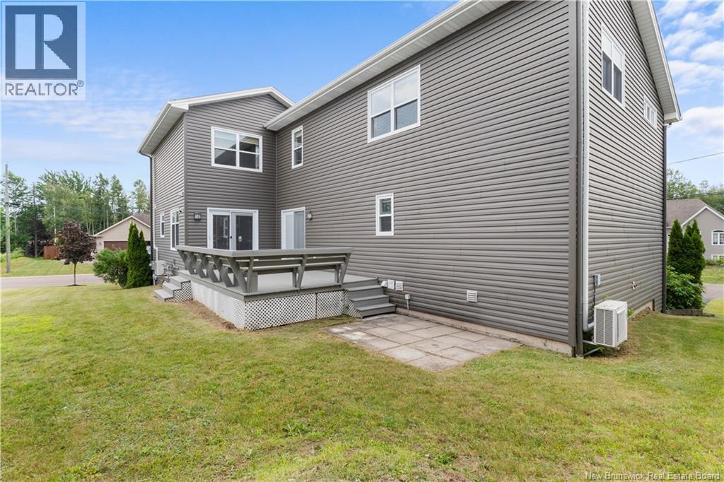10 Yves Court Property Photo 43