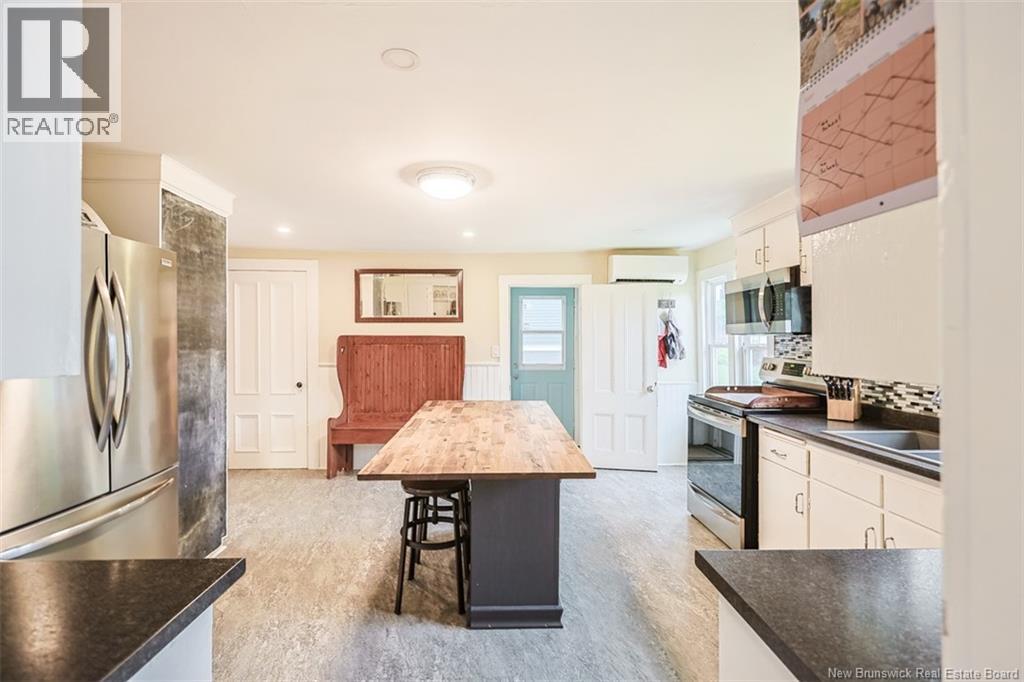 325 St James Street West Property Photo 12