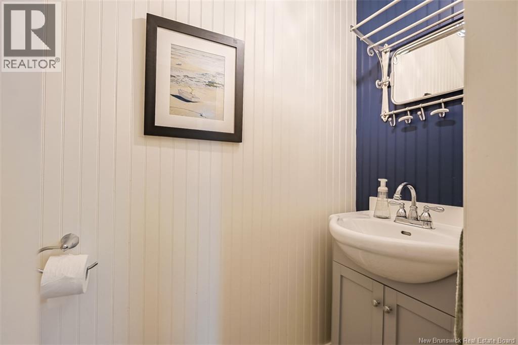 325 St James Street West Property Photo 20