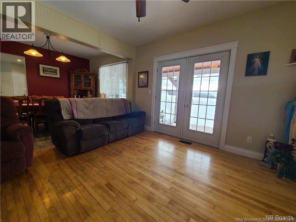 480 North View Road Property Photo 15