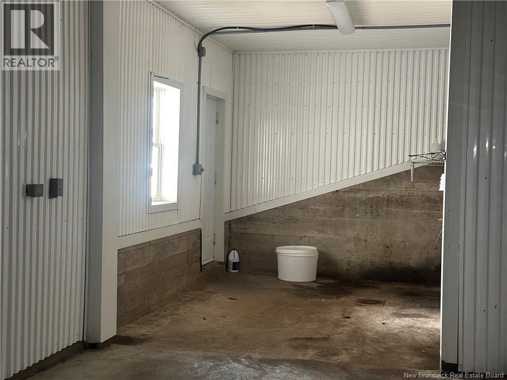 480 North View Road Property Photo 43
