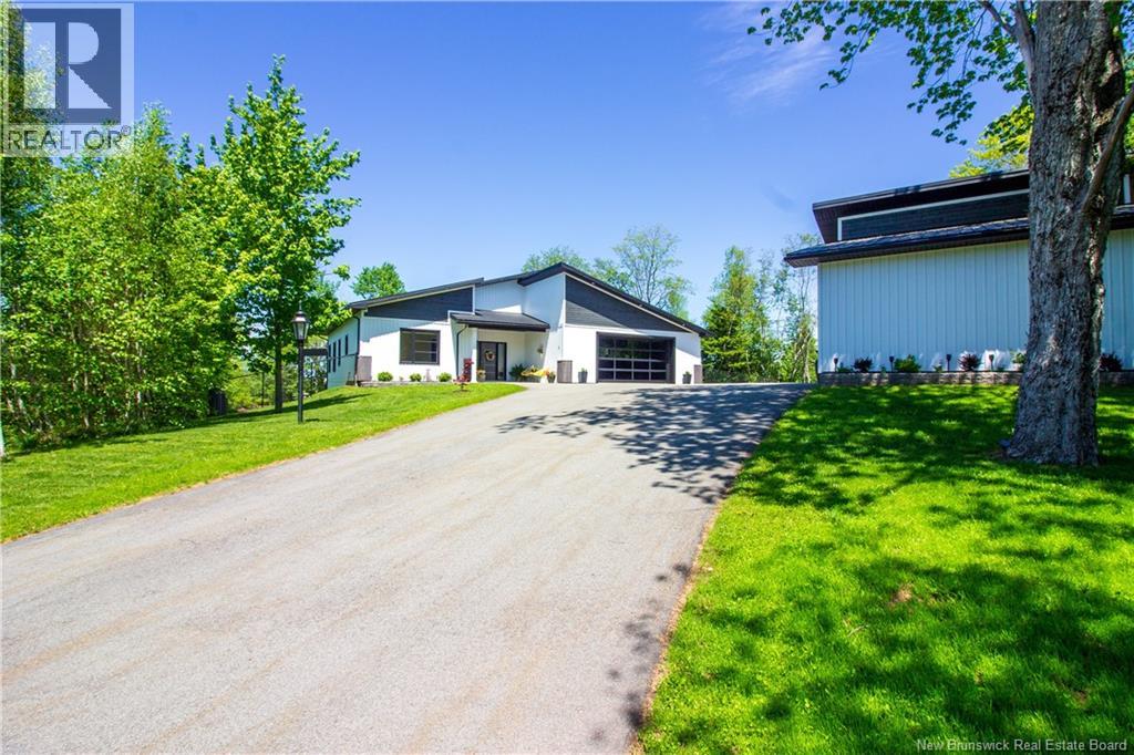 11 Robert Ross Boulevard Property Photo 1