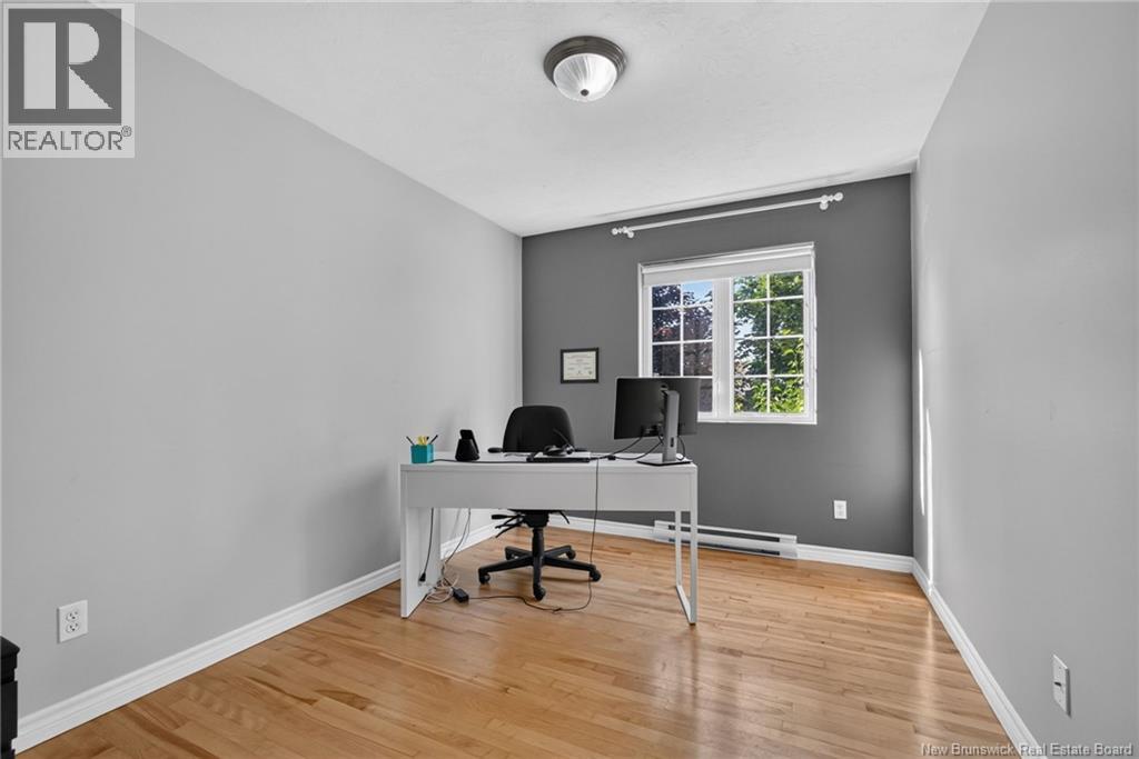 82 Des Bouleaux Crescent Property Photo 24