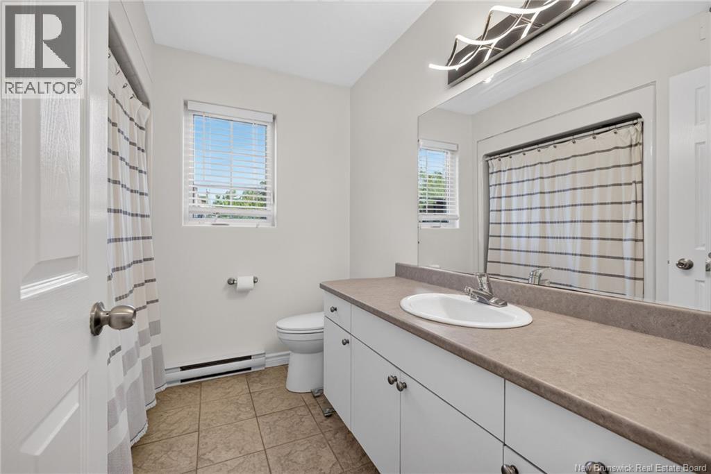82 Des Bouleaux Crescent Property Photo 32