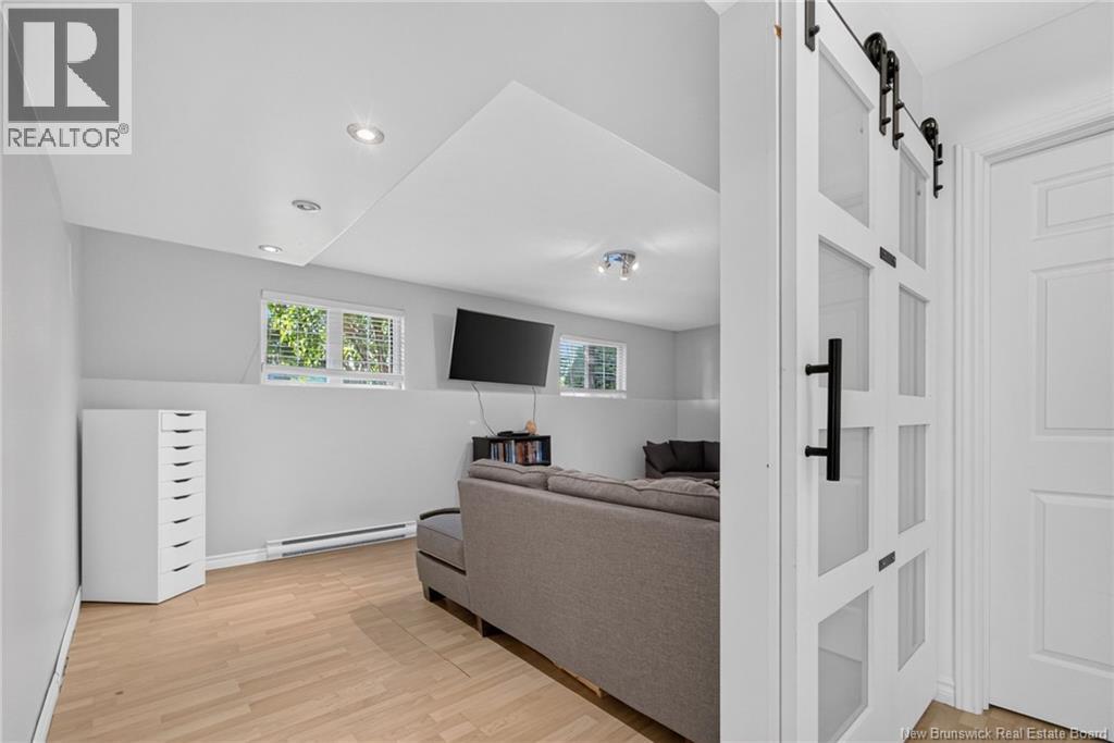 82 Des Bouleaux Crescent Property Photo 37