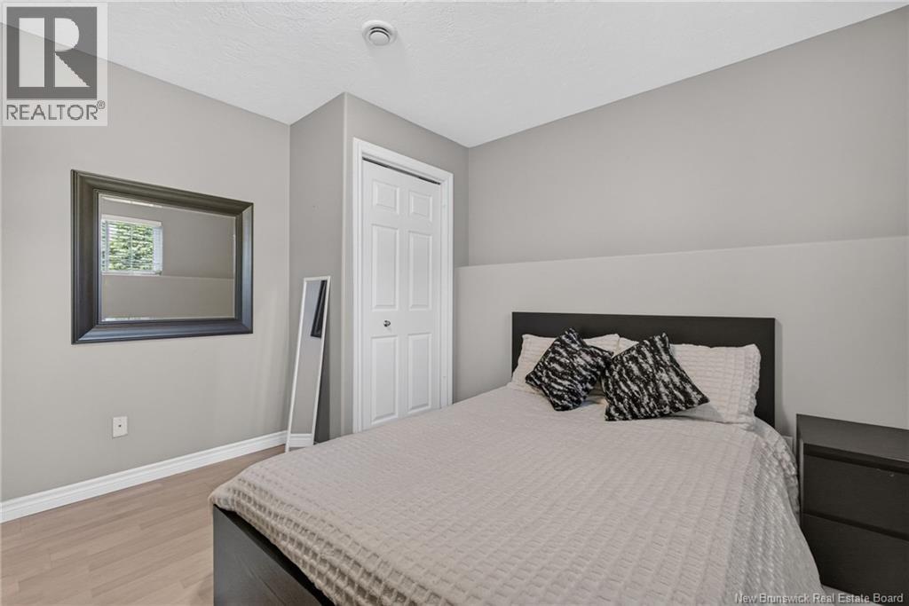 82 Des Bouleaux Crescent Property Photo 44