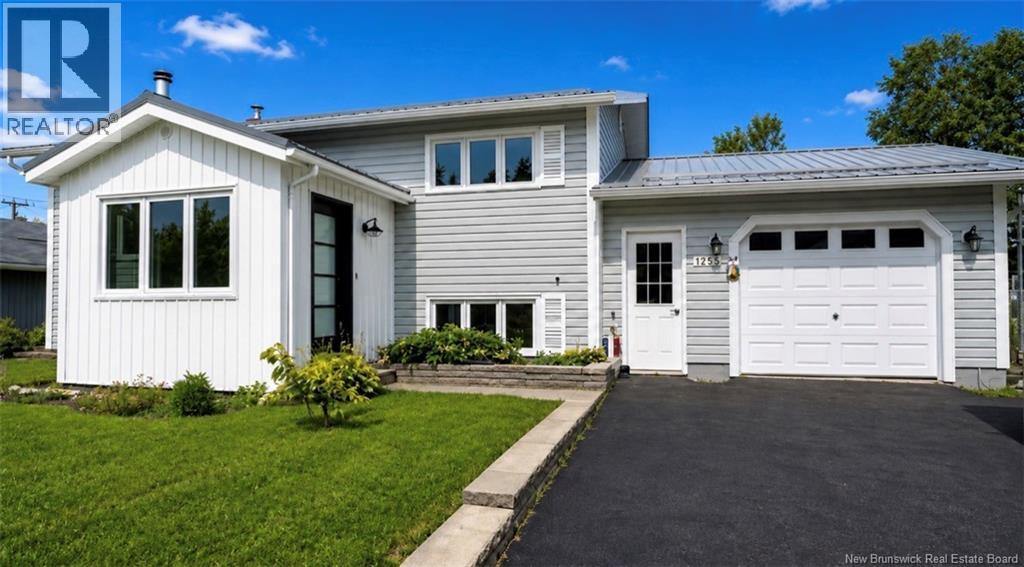 1255 Veniot Avenue Property Photo 1