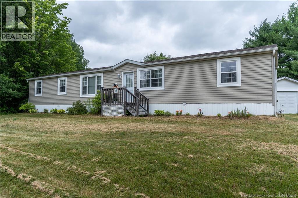 88 Mclaggan Drive Property Photo 2